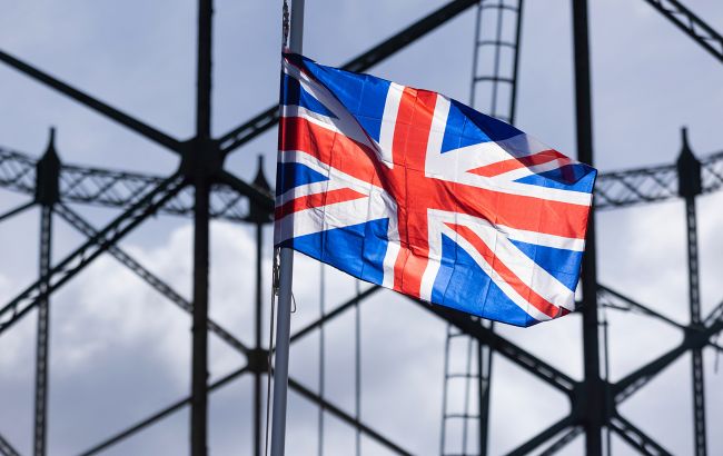 Британия планирует заменить тысячи мигрантов своими рабочими, но есть проблема