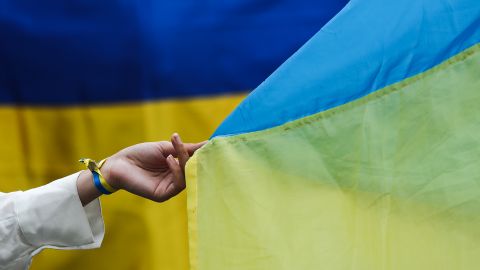 Заставили снять флаг Украины с плеч: детали скандала с нашим боксером в Литве