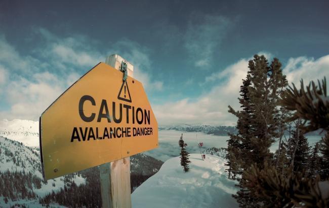 Синоптики попереджають про лавинну небезпеку в горах Закарпатської області