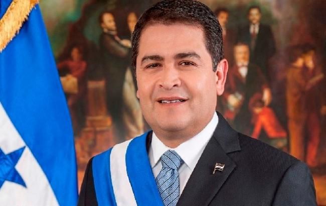США подозревают президента Гондураса в контрабанде наркотиков: получал взятки и помогал мафии