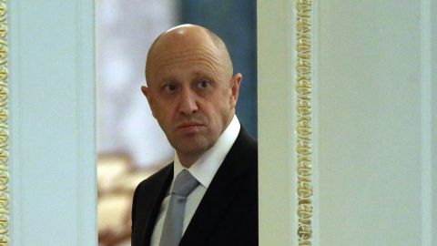 Пригожин потерял на фронте половину заключенных и не может набрать новых, - британская разведка