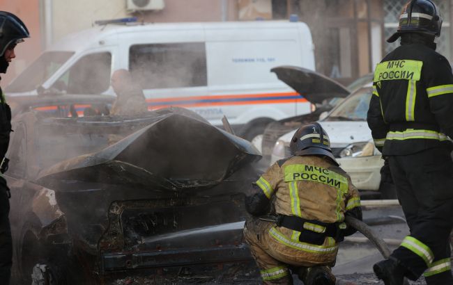 Россияне жалуются на "прилеты" в Белгороде: горят автомобили и дома (видео)