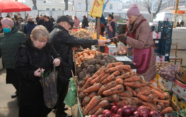 Инфляция в Украине упала до трехлетнего минимума: что подорожало за 2023 год