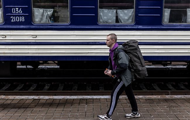 Під Нікополем просіла залізниця. УЗ внесла зміни до низки рейсів