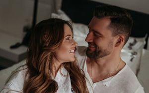 "Давай не поспішати". Денисенко здивувала зізнанням про весілля з Савранським