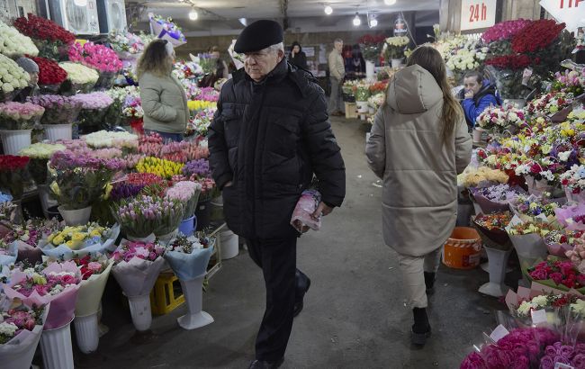Час готувати гаманці: як зросли ціни на квіти та які найдорожчі перед 8 березня у Харкові