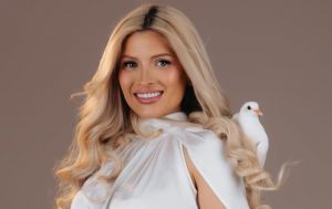 "У мене були зовсім інші плани": блогерка Мар&rsquo;яна Гутак про материнство, кар'єру та підтримку чоловіка