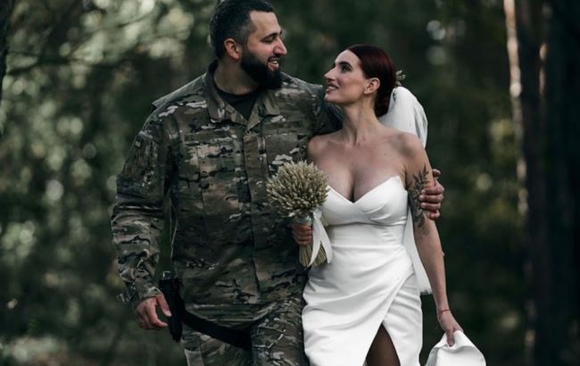 Сидит в Киеве, но имеет самую высокую зарплату ВСУ: Евгения Эмеральд призналась, что ее муж является охранником экс-нардепа