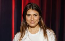 "Стендап - моя терапия": Екатерина Олос - о "Лиге смеха", пластике и болезни