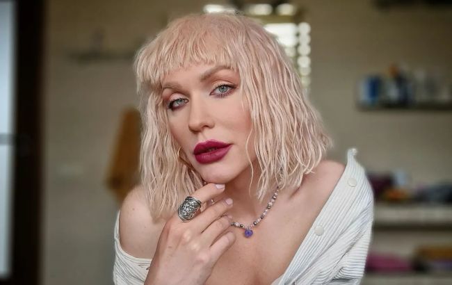 "Вистачає на комуналку, кицьок і на себе". Монро зізналася, на чому заробляє під час війни