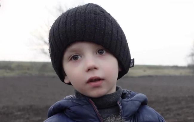 Помните мальчика из мема "Скоро вже буде Паска"? Вот как он изменился (фото)