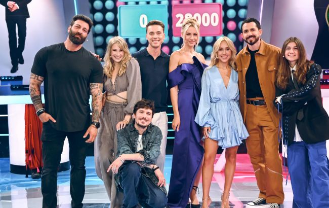 "Скільки чоловіків уже відклали пляшку на День Перемоги?" Цікава статистика із шоу "Хто зверху?"