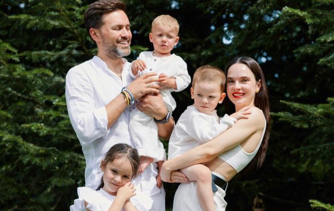 "Наш ангел". Інна Мірошниченко вперше показала обличчя названої донечки та розповіла про їхнє знайомство