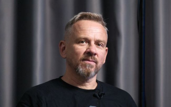 Фоззи - о штрафах за прослушивание русской музыки: "Тут бы страну сохранить"