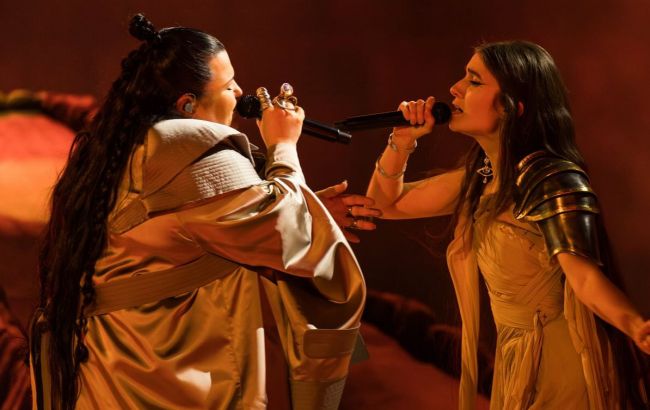 Alyona Alyona і Jerry Heil нагадали про війну зі сцени Євробачення і підкорили серця глядачів (відео)