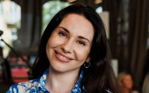 "Ти на дні". Зірка "Школи" поскаржилася на кризу в кар&rsquo;єрі: довелося піти працювати в офіс