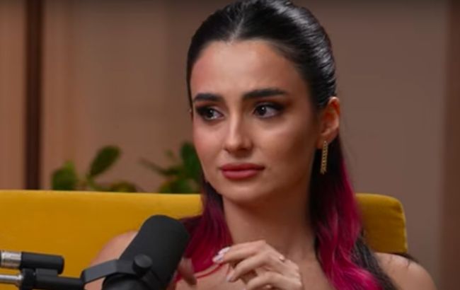 Анна Тринчер расплакалась в эфире, говоря об отце (видео)