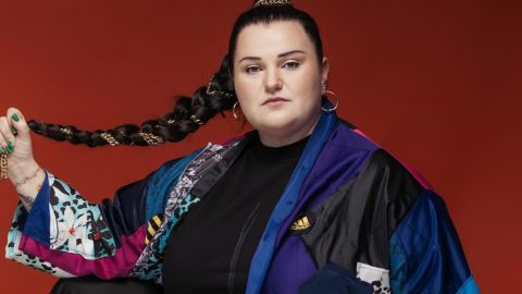 Працювала колектором і мала скандальний псевдонім: яким було життя Alyona Alyona до популярності