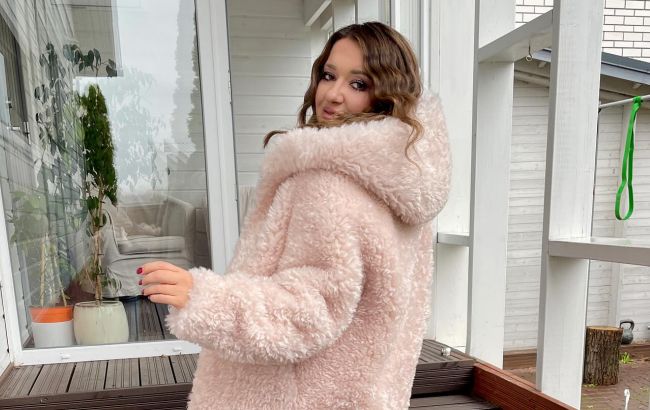 Дрова, консервация, свечи. Могилевская показала, как готовится к возможным блэкаутам (видео)