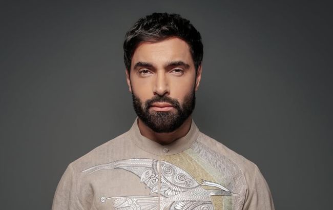 "Моя вторая мама": Козловский показал редкое фото с родной сестрой