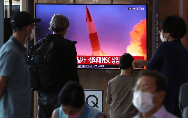 КНДР запустила баллистическую ракету в сторону Желтого моря