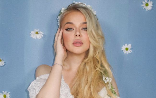 Беременная Алина Гросу рассекретила, будет ли на родах присутствовать ее муж