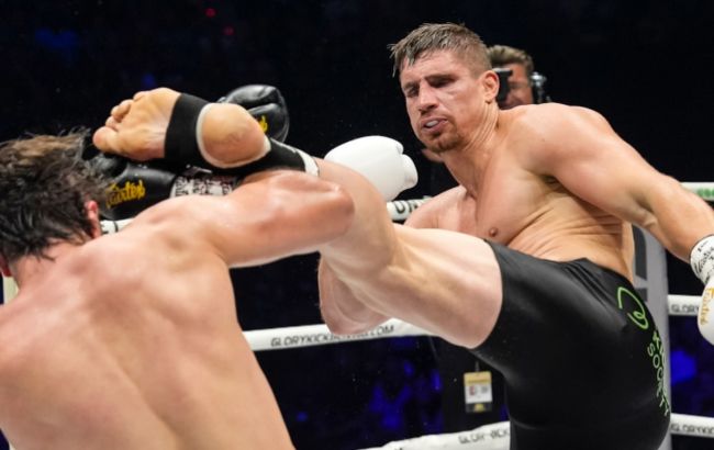 Усик проти "Короля кікбоксингу": Верхувен розповів про роль Голлівуду в організації поєдинку