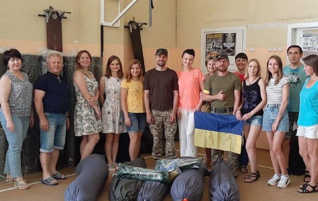 Украинцам раздадут одежду, продукты и вещи для детей: что известно
