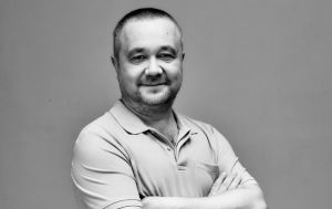 Помер відомий український коментатор Олександр Тингаєв
