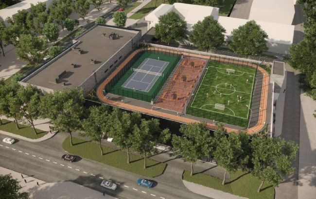 "Что-то очень смешное". На крыше киевского ТРЦ обустроили футбольное поле: фото