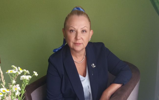 "Я лежу на асвальті". Скандальна акторка Рєпіна заявила, що її чоловіка забрало ТЦК (відео)