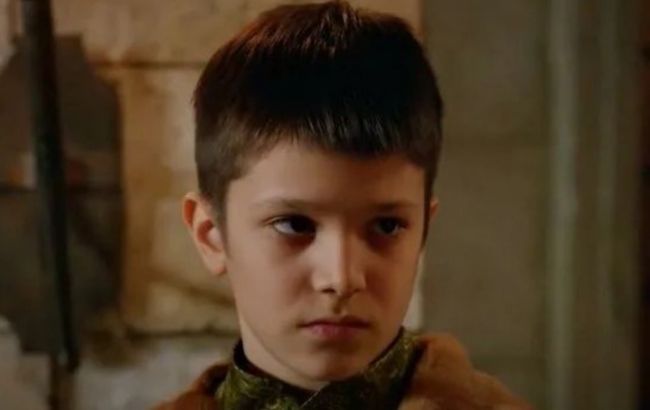 Юный Мехмет из сериала "Великолепный век": как сейчас выглядит актер (фото)