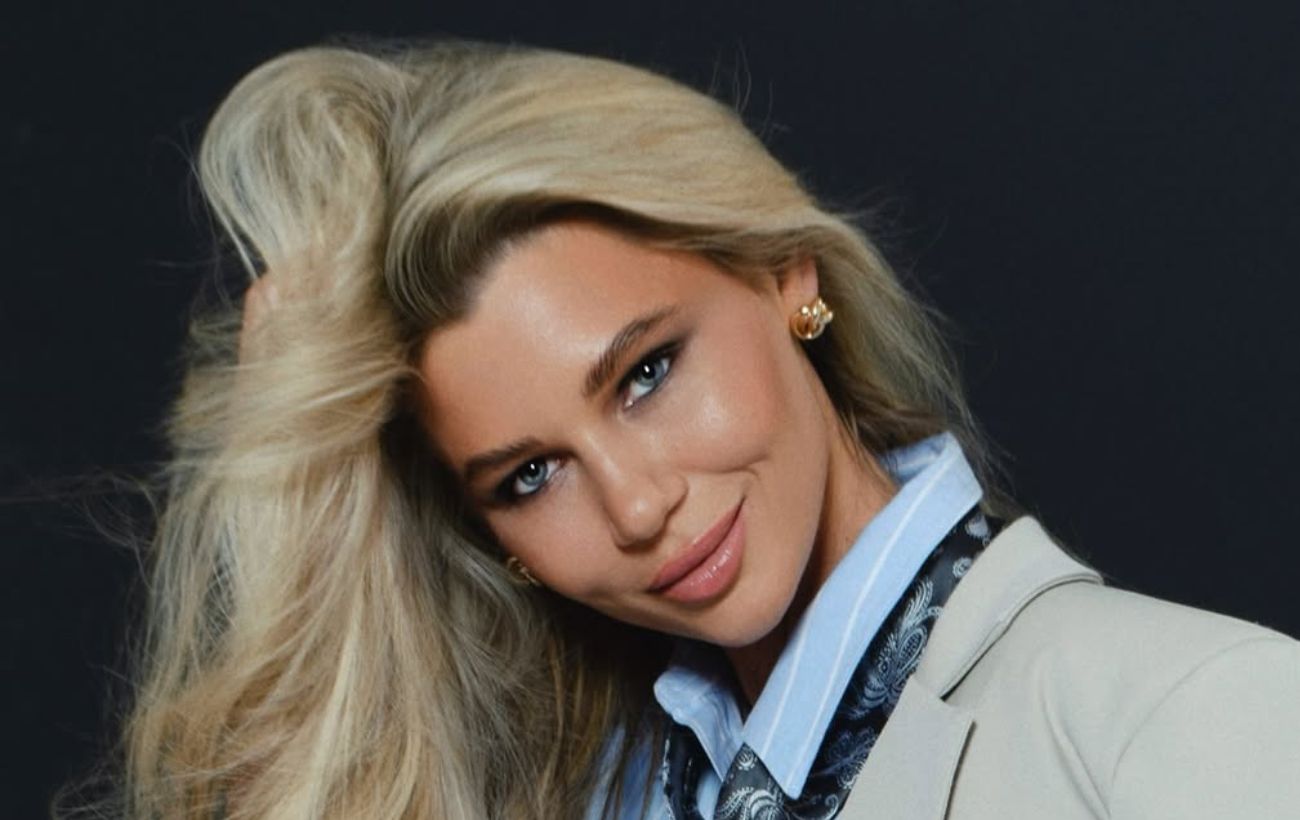 Зірка “Холостяка” зізналася, кому бажала перемоги у фіналі