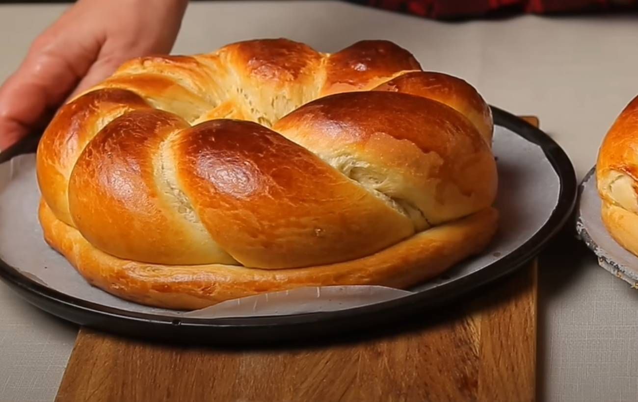 Рождественский калач на желтках, с маком