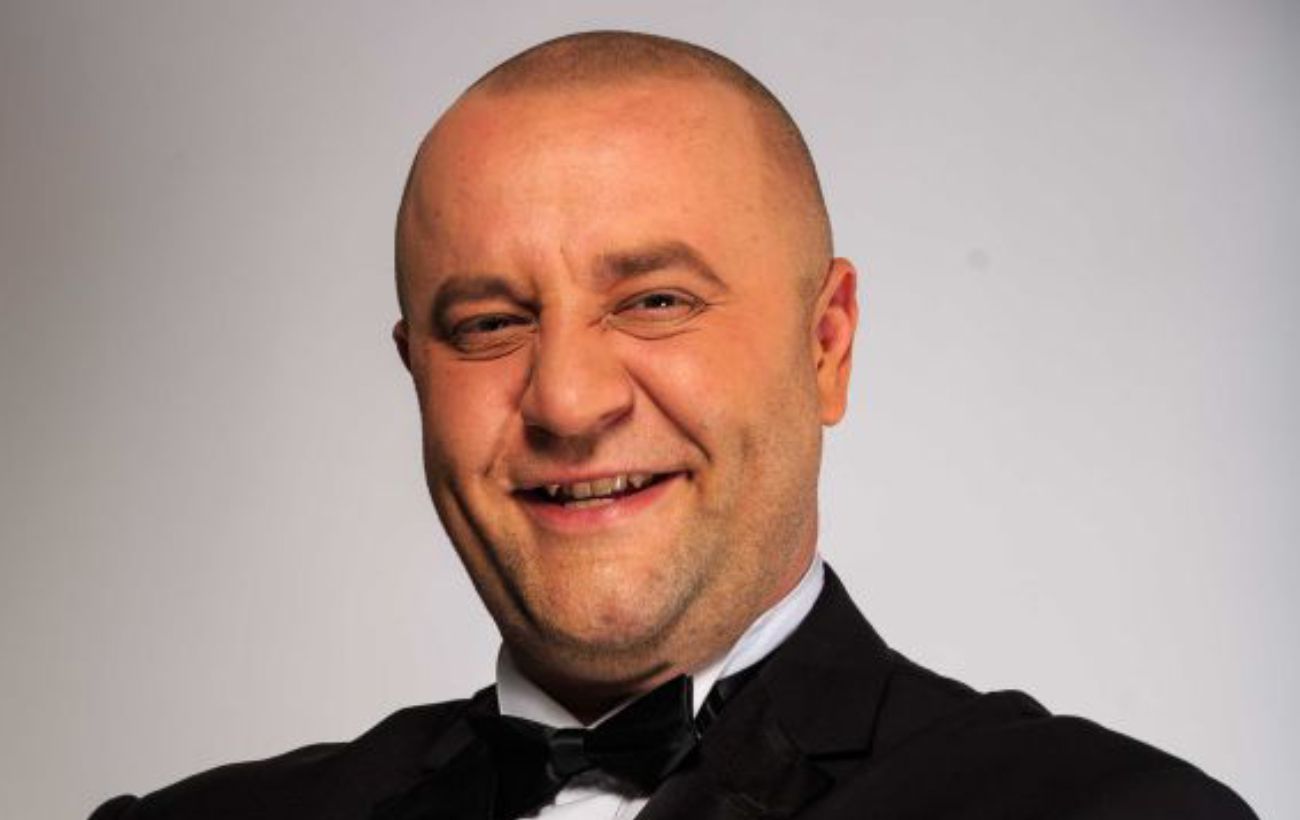 Телефонував другу в СБУ: Крутоголов з “Дизель Шоу” зізнався, як посварився з хейтером