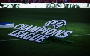 Лига чемпионов возвращается: полное расписание первых матчей 1/8 финала и где смотреть