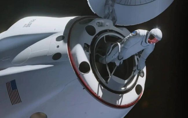 Компанія SpaceX показала скафандри, у яких астронавти вийдуть у відкритий космос вже цього року
