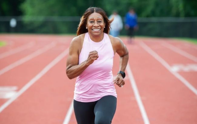 Легкоатлетка-пенсионерка получила дисквалификацию из-за допинга: курьез дня