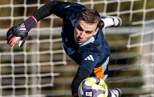 Лунін вирушив на Міжконтинентальний кубок у статусі шостого воротаря