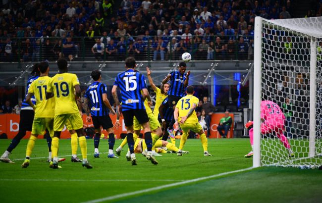 "Интер", "Наполи" или дополнительный матч за "золото": сегодня чемпионская развязка в Серии А