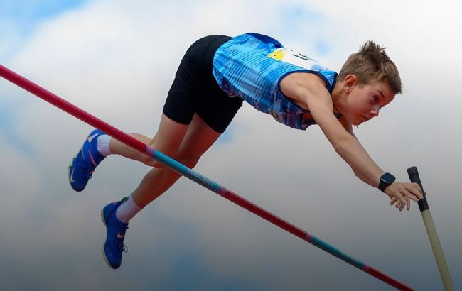 Дюплантис отреагировал на достижение 12-летнего украинца, превзошедшего его рекорд: видео показала Магучих