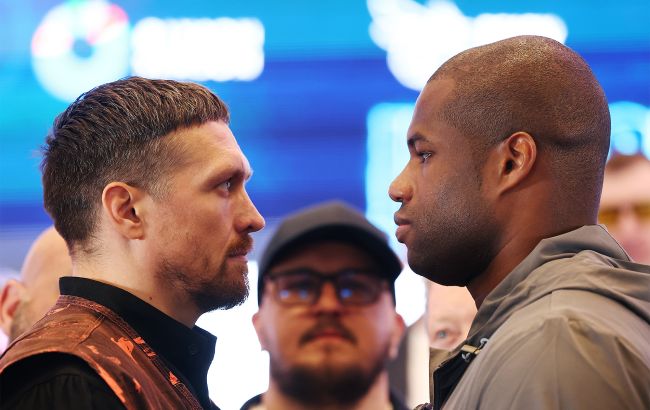 Усик та Дюбуа несподівано провели битву поглядів посеред вулиці в Лондоні: хто першим відвів очі (відео)