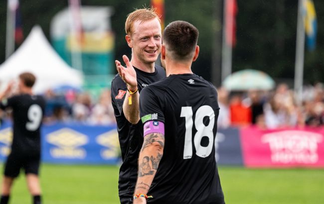 Легендарный биатлонист Йоханнес Бё дебютировал в футболе и забил в первом матче