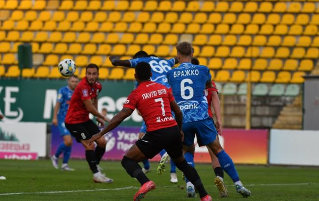 Огненный матч во Львове: "Динамо" и "Карпаты" расписали ничью с шестью голами (видео)