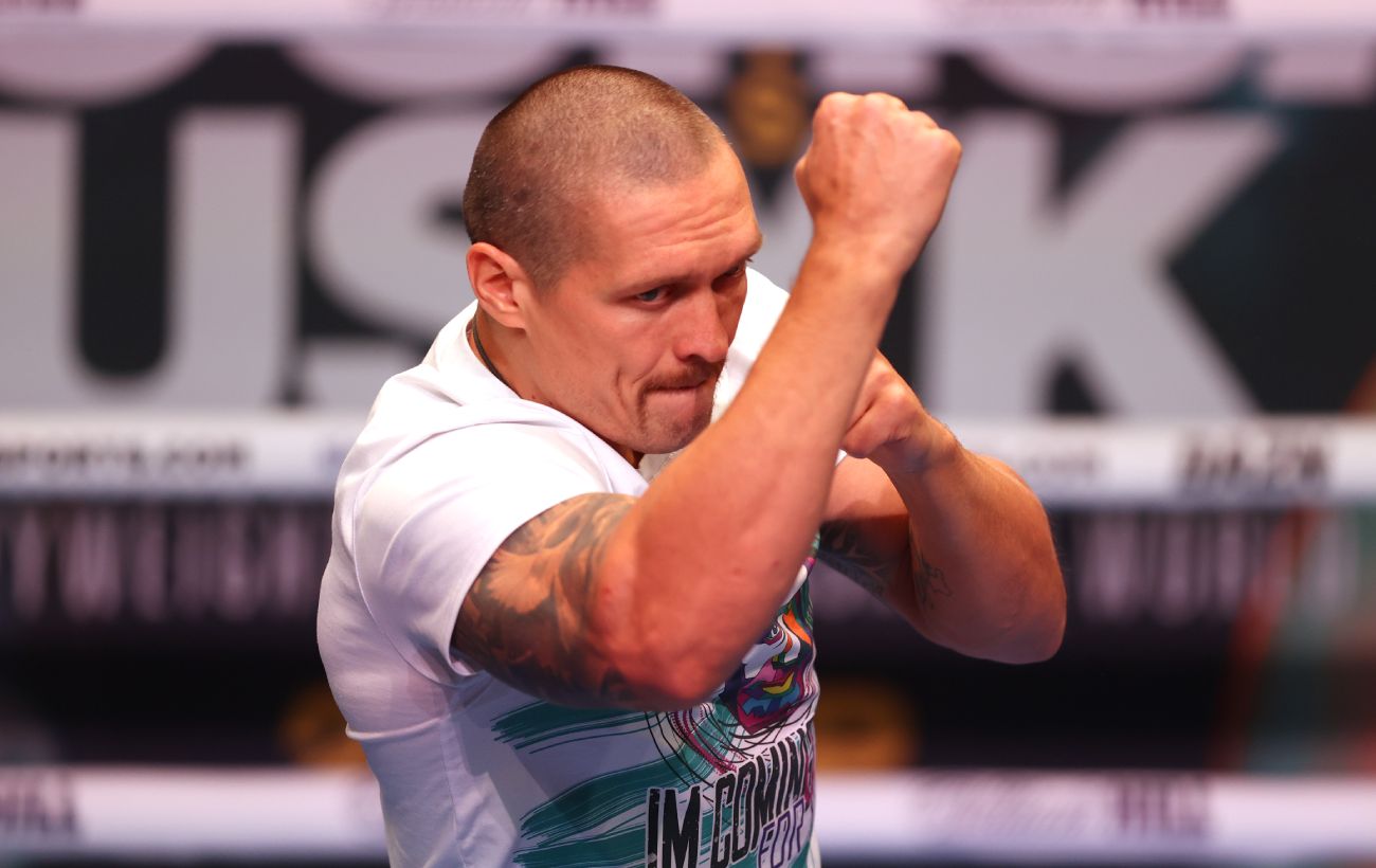 Френк Воррен назвав справжню причину, чому Усик відмовився битися з Вордлі