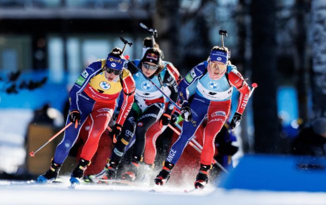 Вернут ли россиян в биатлон: международная федерация готовится к массированной атаке