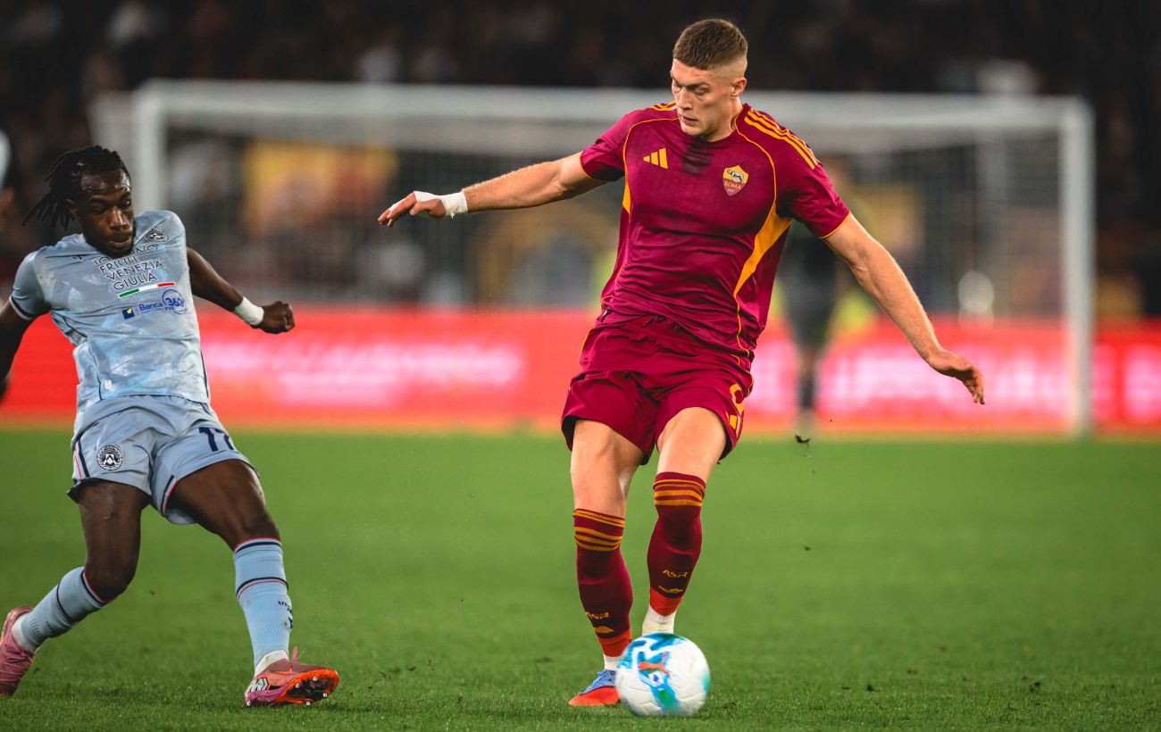 Нова травма Довбика: скільки пропустить форвард "Роми"