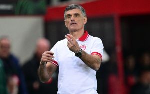 Шанс для Яремчука: "Олімпіакос" вказав на двері тренеру, який викреслив українця