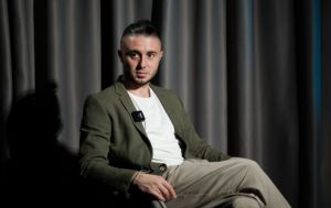 Тарас Тополя чесно сказав, в яких випадках переходить на російську мову