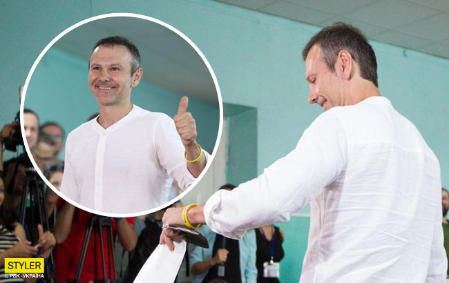 Вакарчук проголосовал на выборах в Раду: как это было (видео, фото)